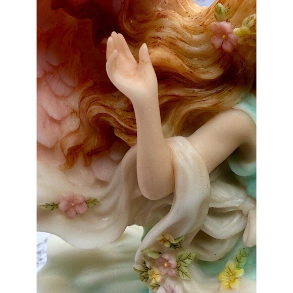 Seraphim Classics “Chelsea" Summer’s Delight” Angel Figurine by Roman #78048 - Picture 12 of 16